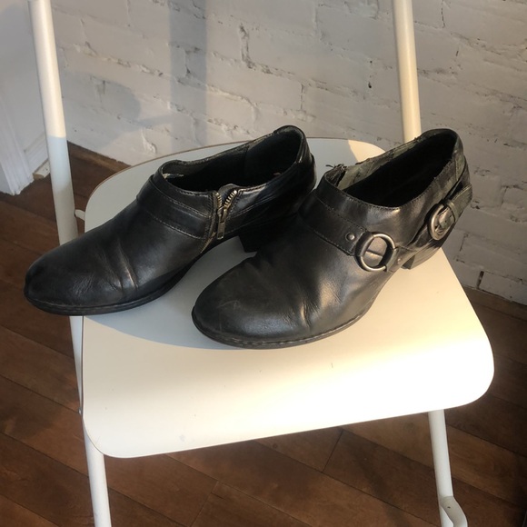 Born Leather Shoes With Buckles - Picture 2 of 16